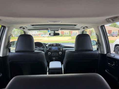 Used 2019 Toyota 4Runner Limited RWD image 14