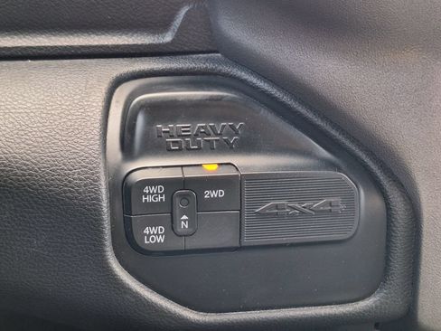Used 2022 RAM 2500 Big Horn w/ Safety Group B AWD/4WD image 20
