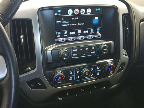Used 2019 GMC Sierra 1500 SLE w/ SLE Value Package AWD/4WD image 33
