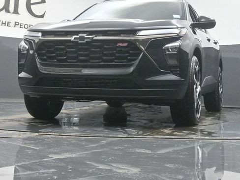 New 2026 Chevrolet Trax RS w/ Driver Confidence Package image 34