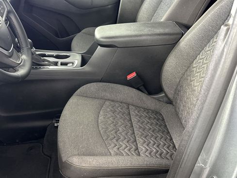 Used 2023 Chevrolet Equinox LT image 12