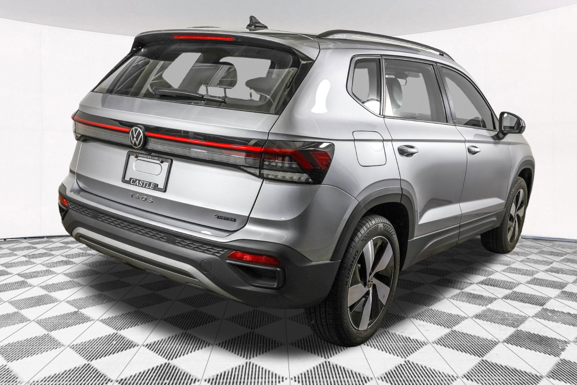 Used 2025 Volkswagen Taos S AWD/4WD image 14