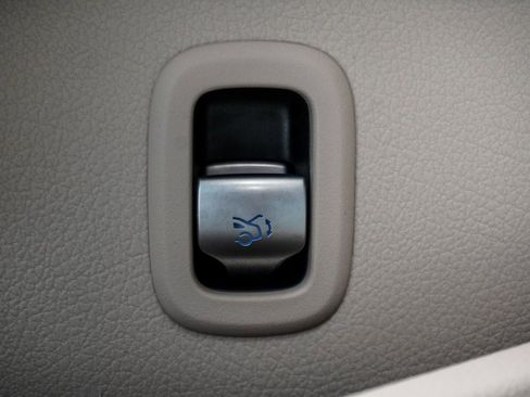 Used 2024 Mercedes-Benz C 300 4MATIC Sedan image 27