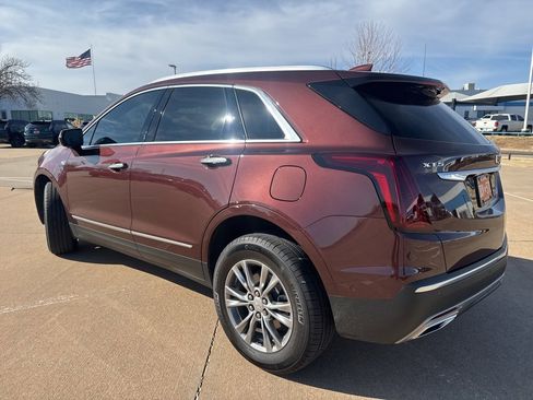 Used 2023 Cadillac XT5 Premium Luxury w/ Technology Package image 2