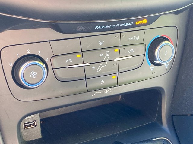 Used 2018 Ford Focus ST FWD image 26