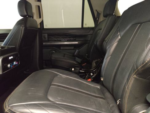 Used 2020 Ford Expedition Max Platinum RWD image 18