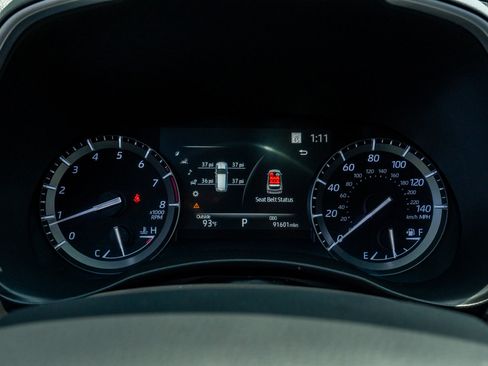 Used 2020 Toyota Highlander XLE FWD image 23