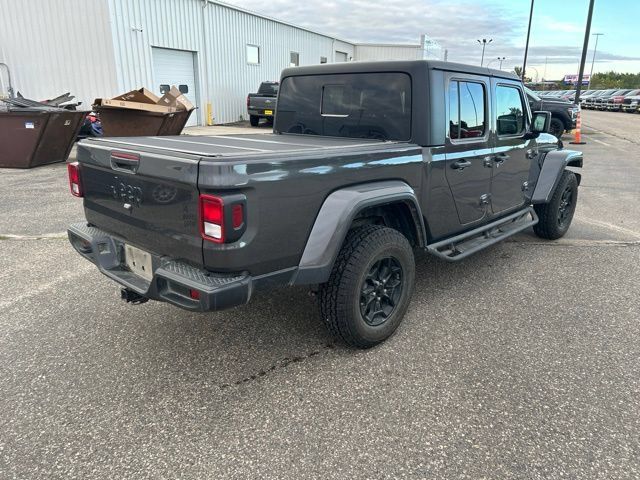 Used 2022 Jeep Gladiator Sport AWD/4WD image 6