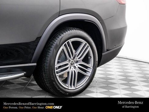 New 2026 Mercedes-Benz GLS 450 4MATIC image 37