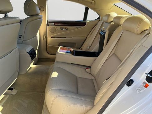 Used 2016 Lexus LS 460 460 image 10