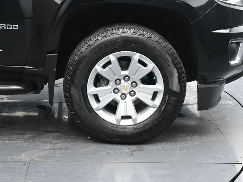 Used 2015 Chevrolet Colorado LT w/ LT Convenience Package image 11