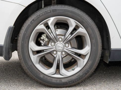 Used 2024 Honda Accord EX image 32