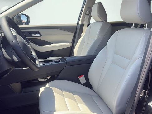 Used 2026 Nissan Rogue Dark Armor AWD/4WD image 9