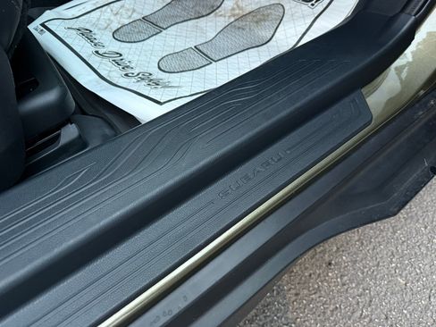 Used 2021 Subaru Outback Limited image 24