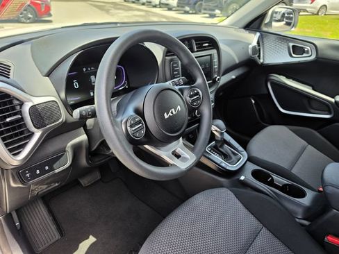 Certified 2025 Kia Soul LX w/ LX Technology Package FWD image 13