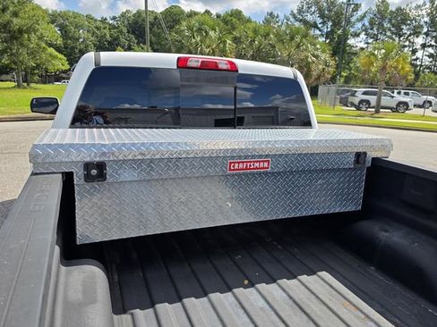 Used 2018 Chevrolet Silverado 1500 LT w/ All Star Edition AWD/4WD image 25