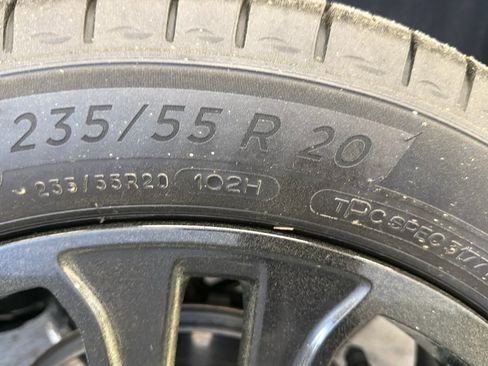 Used 2023 GMC Acadia SLE w/ Driver Convenience Package image 11