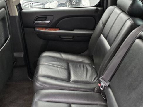 Used 2012 Chevrolet Avalanche LT w/ All-Star Edition image 15