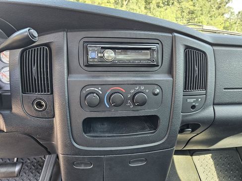 Used 2004 Dodge Ram 1500 Truck ST w/ ST Value Group RWD image 10
