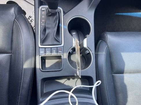Used 2019 Kia Sportage EX w/ Option Group 040 AWD/4WD image 17