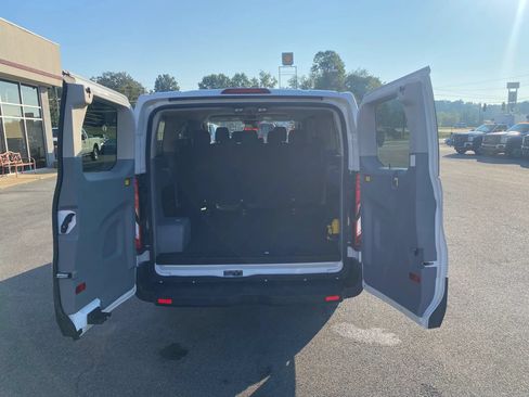 Used 2016 Ford Transit 150 XL RWD image 29