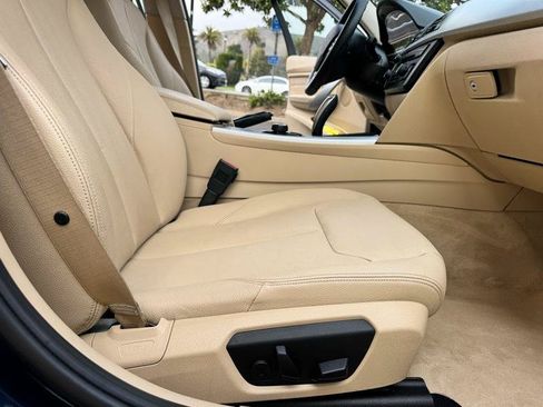Used 2012 BMW 328i Sedan RWD image 35