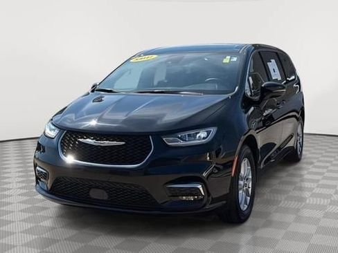 Used 2025 Chrysler Pacifica Select FWD image 7