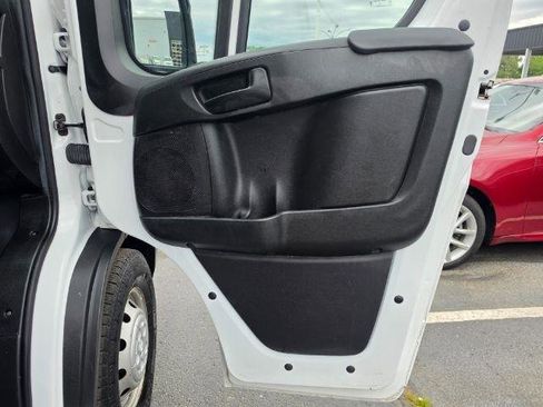 Used 2023 RAM ProMaster 2500 FWD image 23