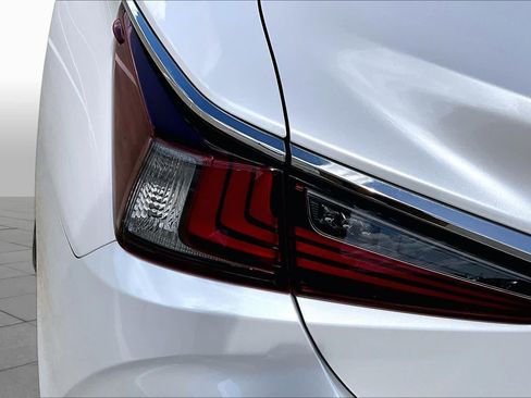 Used 2021 Lexus ES 250 w/ Premium Package AWD/4WD image 29