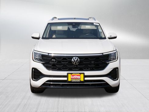 Used 2025 Volkswagen Atlas SEL Premium R-Line AWD/4WD image 2
