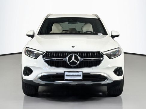 Used 2024 Mercedes-Benz GLC 300 image 3