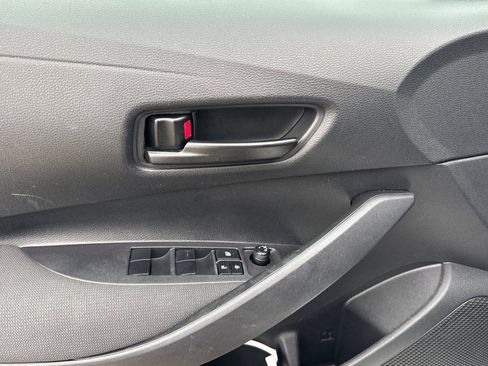 Used 2023 Toyota Corolla LE FWD image 13