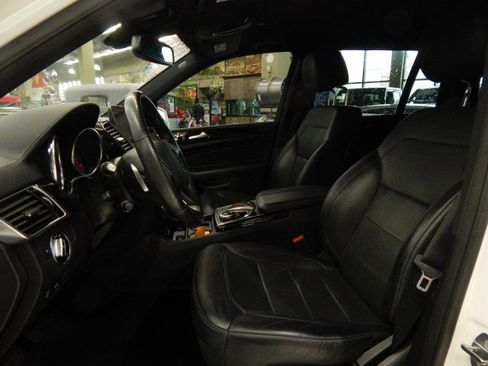 Used 2019 Mercedes-Benz GLS 450 4MATIC w/ Premium 1 Package image 18