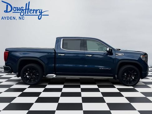 Used 2023 GMC Sierra 1500 Denali w/ Denali Reserve Package AWD/4WD image 6