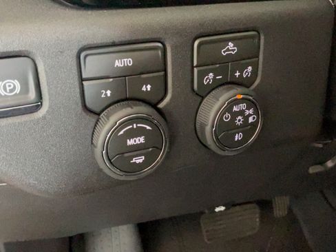Used 2026 Chevrolet Silverado 1500 RST w/ RST Select Package AWD/4WD image 18