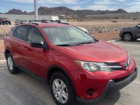 Used 2014 Toyota RAV4 LE FWD image 2