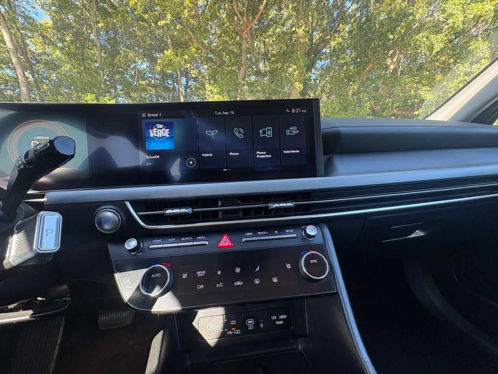 Used 2025 Hyundai Sonata SEL FWD image 16