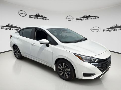 Used 2025 Nissan Versa SV w/ Trunk Package FWD image 7