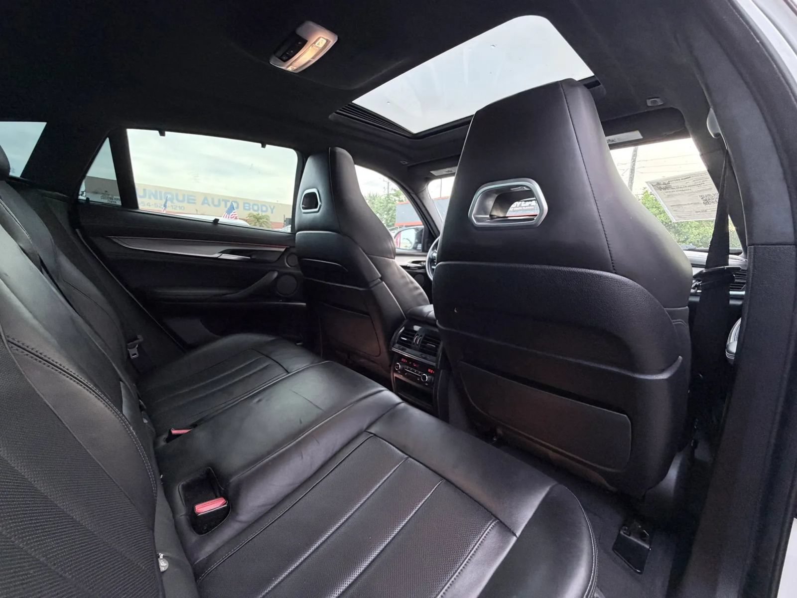 Used 2016 BMW X6 M AWD/4WD image 38