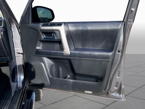 Used 2022 Toyota 4Runner SR5 RWD image 22