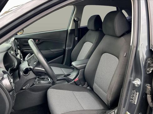 Used 2019 Hyundai Kona SE image 7