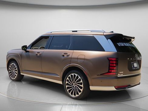 Used 2026 Hyundai Palisade Calligraphy AWD/4WD image 6