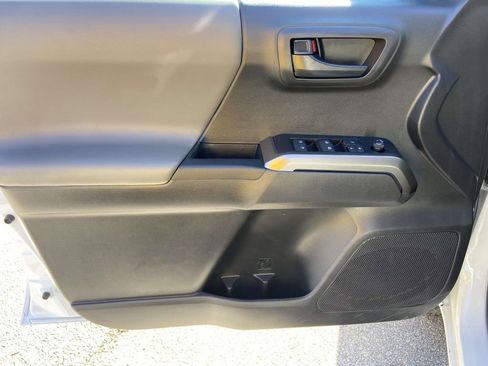 Used 2023 Toyota Tacoma SR5 w/ Technology Package image 11
