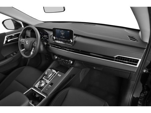 Used 2023 Mitsubishi Outlander SE image 15