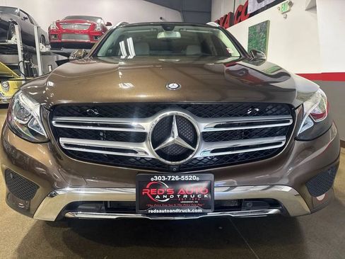 Used 2017 Mercedes-Benz GLC 300 4MATIC image 59