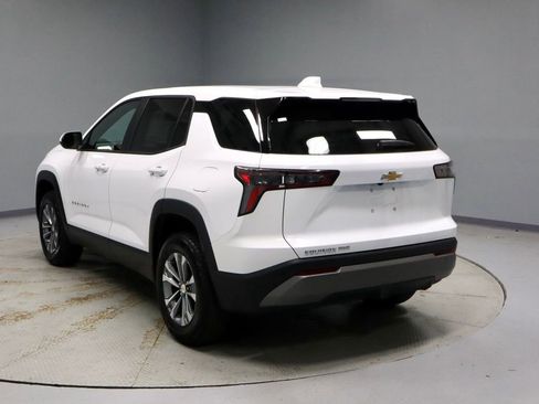 Used 2025 Chevrolet Equinox LT AWD/4WD image 9