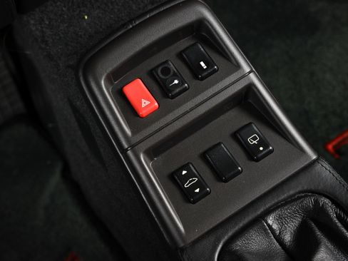 Used 1996 Porsche 911 Turbo image 25