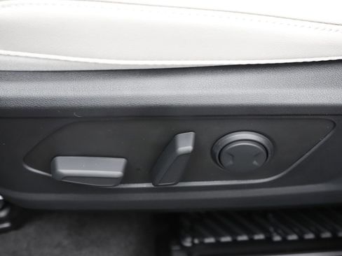 New 2026 Hyundai Tucson Limited image 15