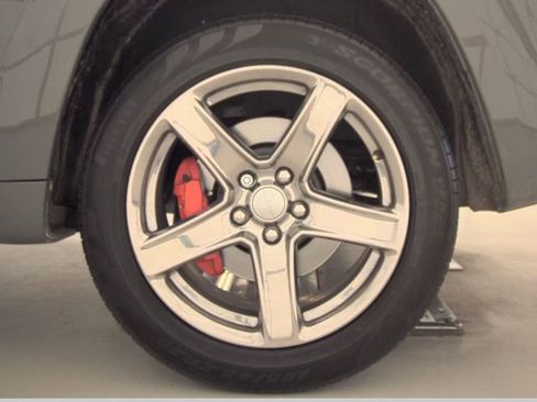 Used 2019 Jeep Grand Cherokee SRT AWD/4WD image 13