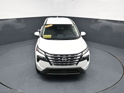 Used 2024 Nissan Rogue SV FWD image 38